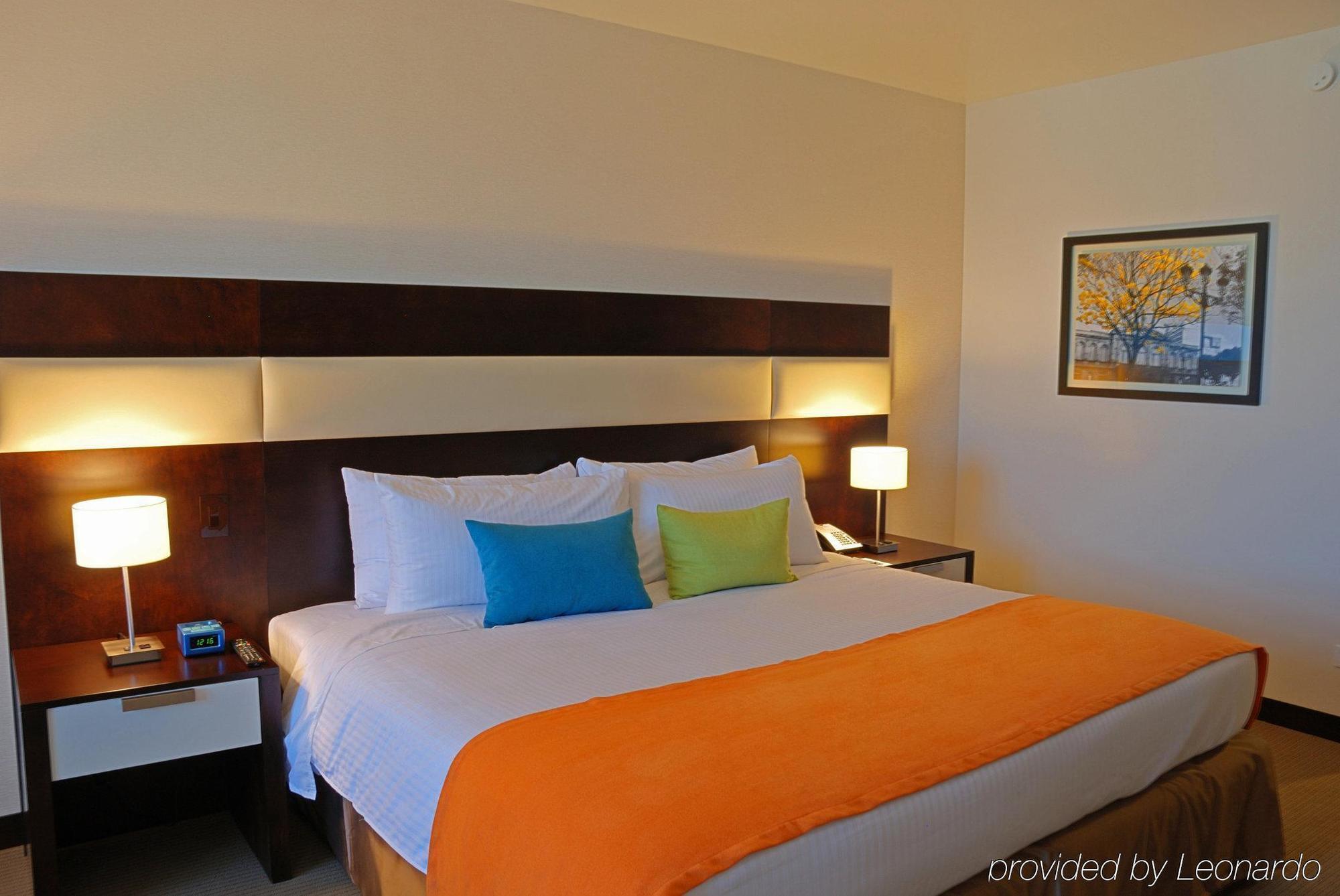Hotel D Sabana San Jose (San Jose)