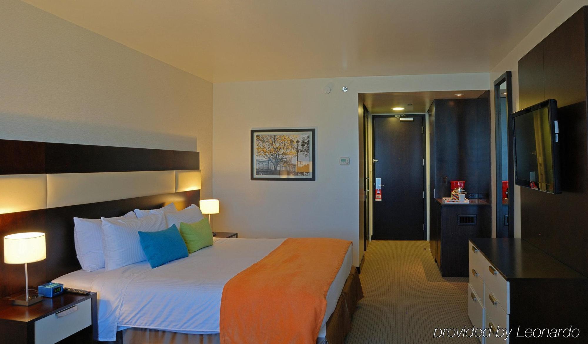 Hotel D Sabana 5*